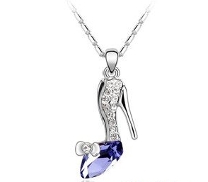 PŘÍVĚSEK BOTA, LODIČKA - SWAROVSKI KRYSTALY - FIALOVÝ